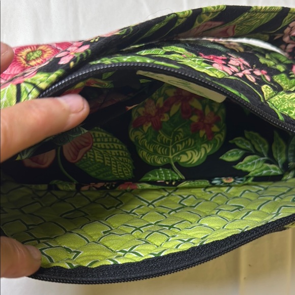Vera Bradley Hobo Shoulder Bag – Floral Quilted Cotton w/ Side Bow (Hope Garden) - Picture 9 of 13